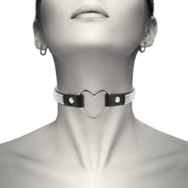 COQUETTE HAND CRAFTED CHOKER VEGAN LEATHER  – HEART