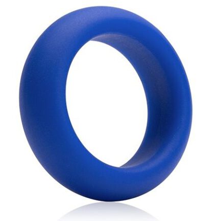 Blauer Silikonring mit minimalem Strangulationsgrad. Einige der Vorteile der Verwendung dieses Je Joue Silikonrings	Stärkere Erektionen	Verzögerte Ejakulation.	Längerer Orgasmus	Angenehme bequeme Passform	Rutschfestes Design	Blauer Ring