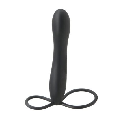 Verdoppeln Sie Ihr Vergnügen und den Spaß? mit diesem Umschnalldildo sind zwei besser als einer! Der Silikonring auf der Oberseite des Schafts wirkt als leistungssteigernder Cockring