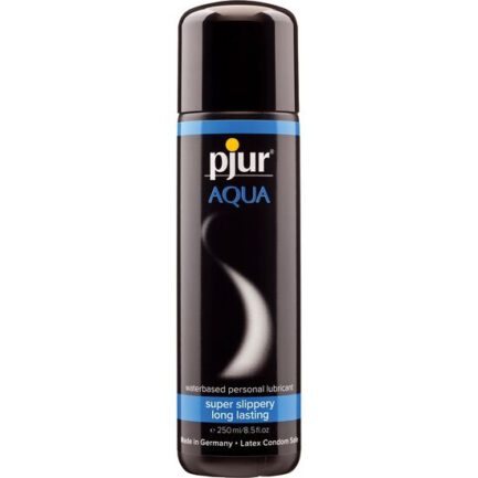Pjur Aqua ist ein Gleitmittel auf Wasserbasis mit hervorragenden Eigenschaften.Einige seiner Qualitäten sind;	Exklusive Komposition	Dauerhafte und wirtschaftliche Schmierung.	Ohne Öle oder Fette.	Ohne Duftstoffe.Feuchtigkeitsspendend